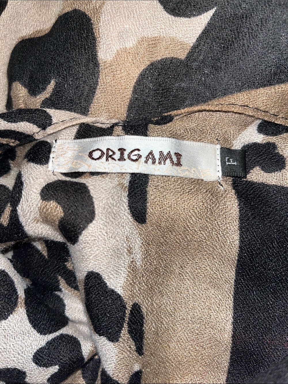 Origami  Free Size Leopard Print Colorblock Duster - Beige, Black & Burgundy - Picture 6 of 6